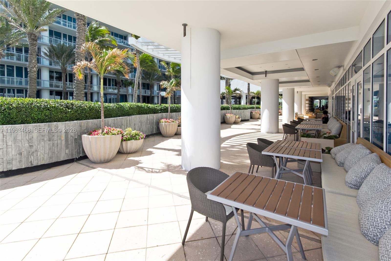 6899 Collins Ave #2207, Miami Beach FL 33141