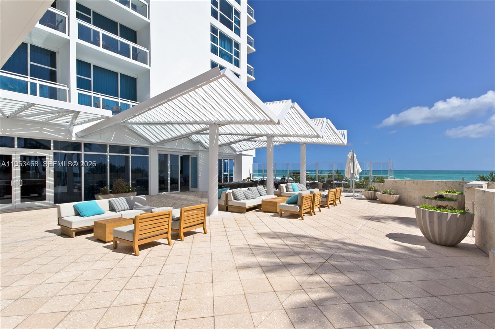 6899 Collins Ave #2207, Miami Beach FL 33141