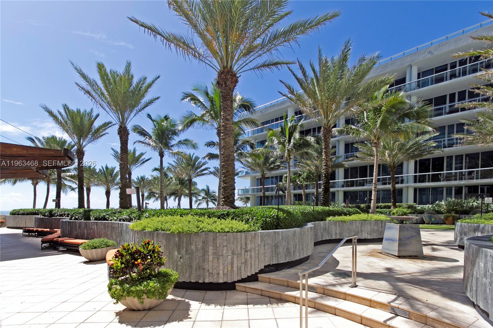 6899 Collins Ave #2207, Miami Beach FL 33141