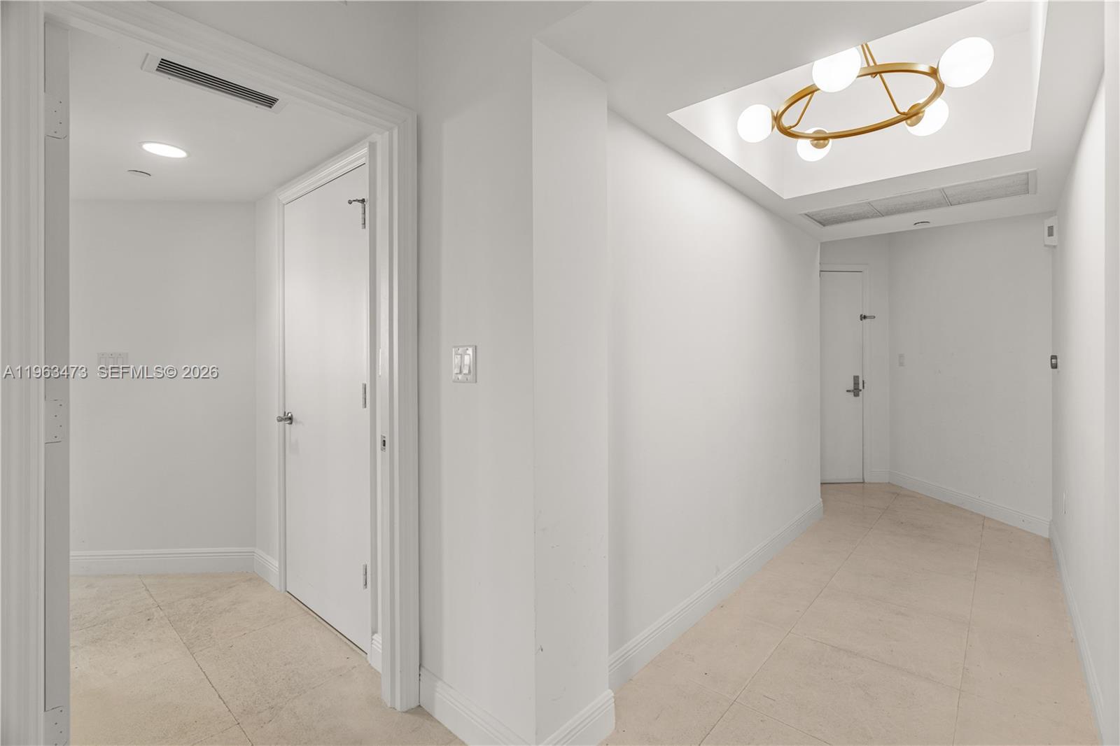 20000 E Country Club Dr #716, Aventura FL 33180