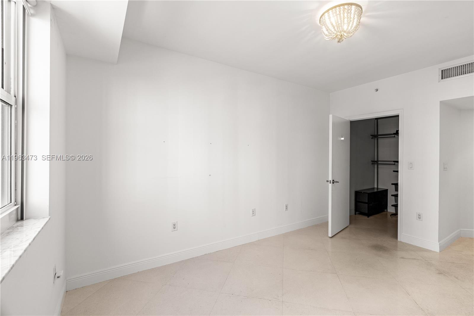 20000 E Country Club Dr #716, Aventura FL 33180