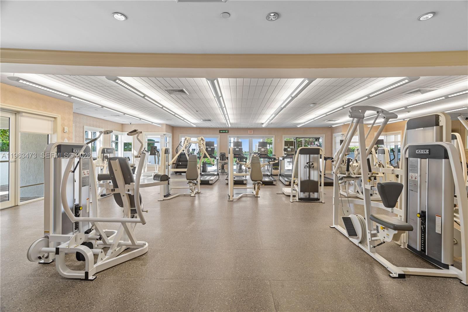 20000 E Country Club Dr #716, Aventura FL 33180