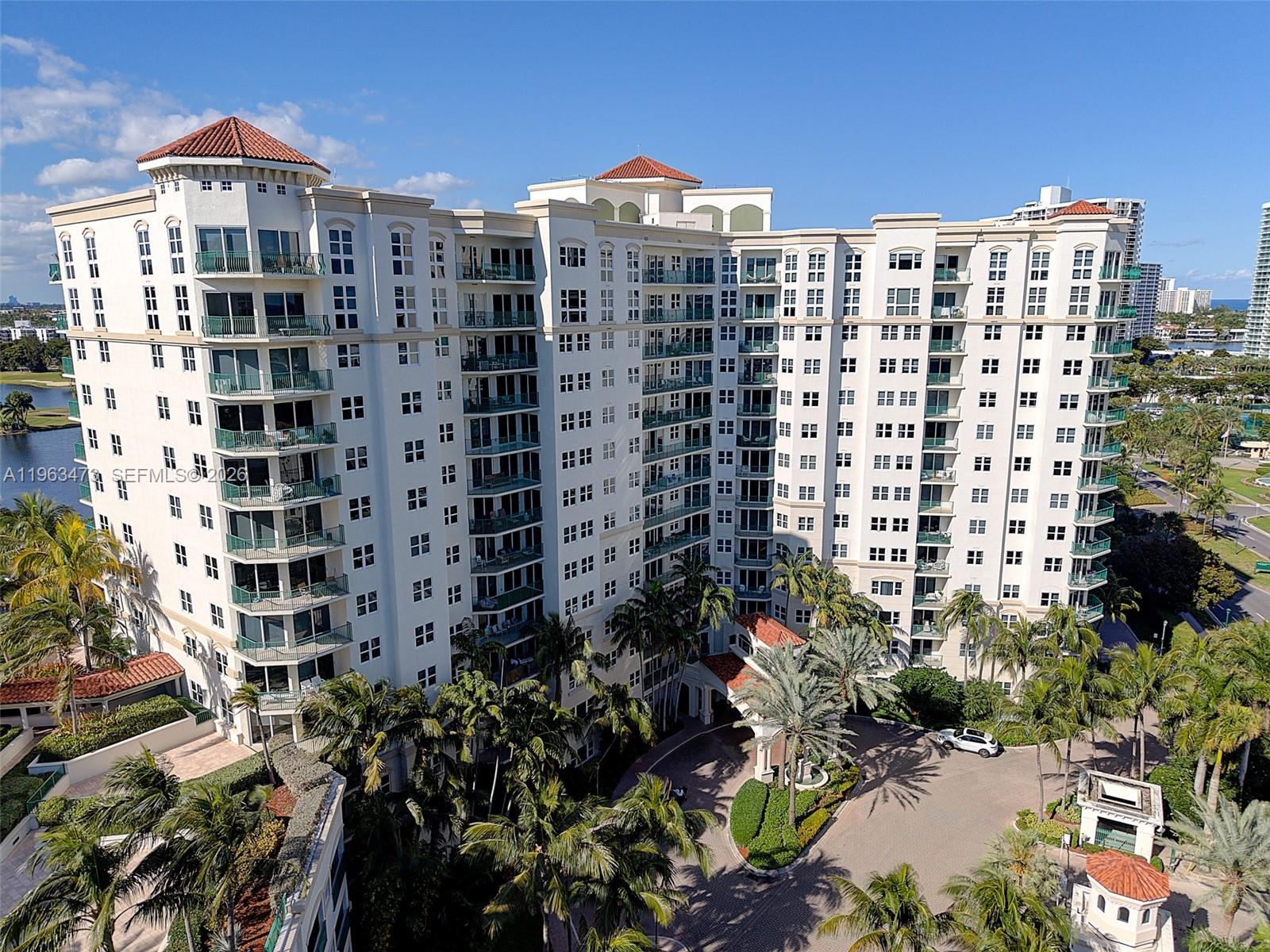 20000 E Country Club Dr #716, Aventura FL 33180