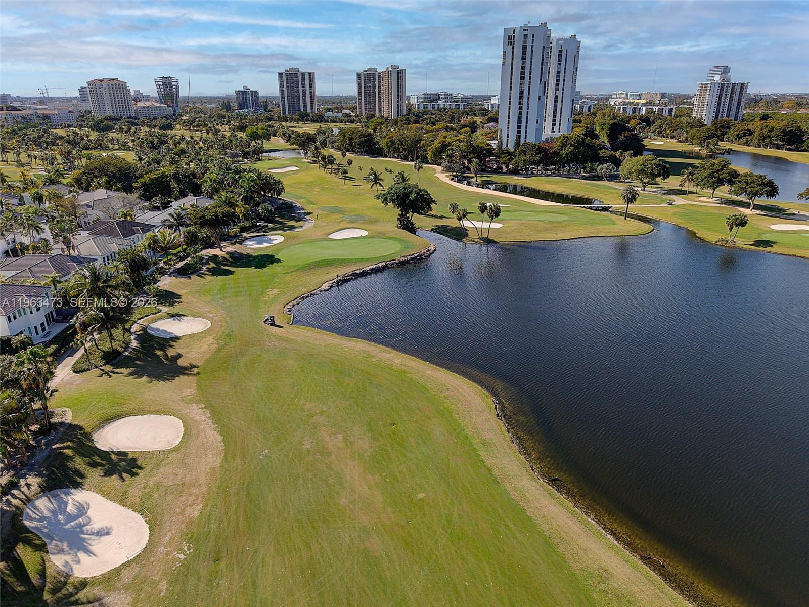 20000 E Country Club Dr #716, Aventura FL 33180