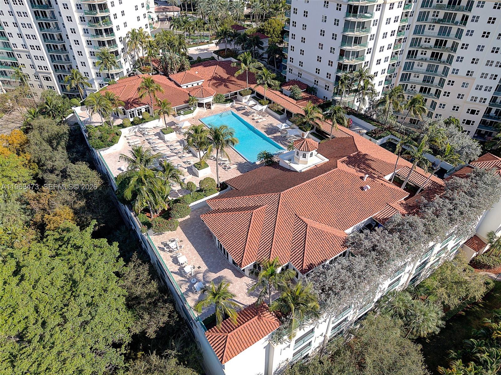 20000 E Country Club Dr #716, Aventura FL 33180