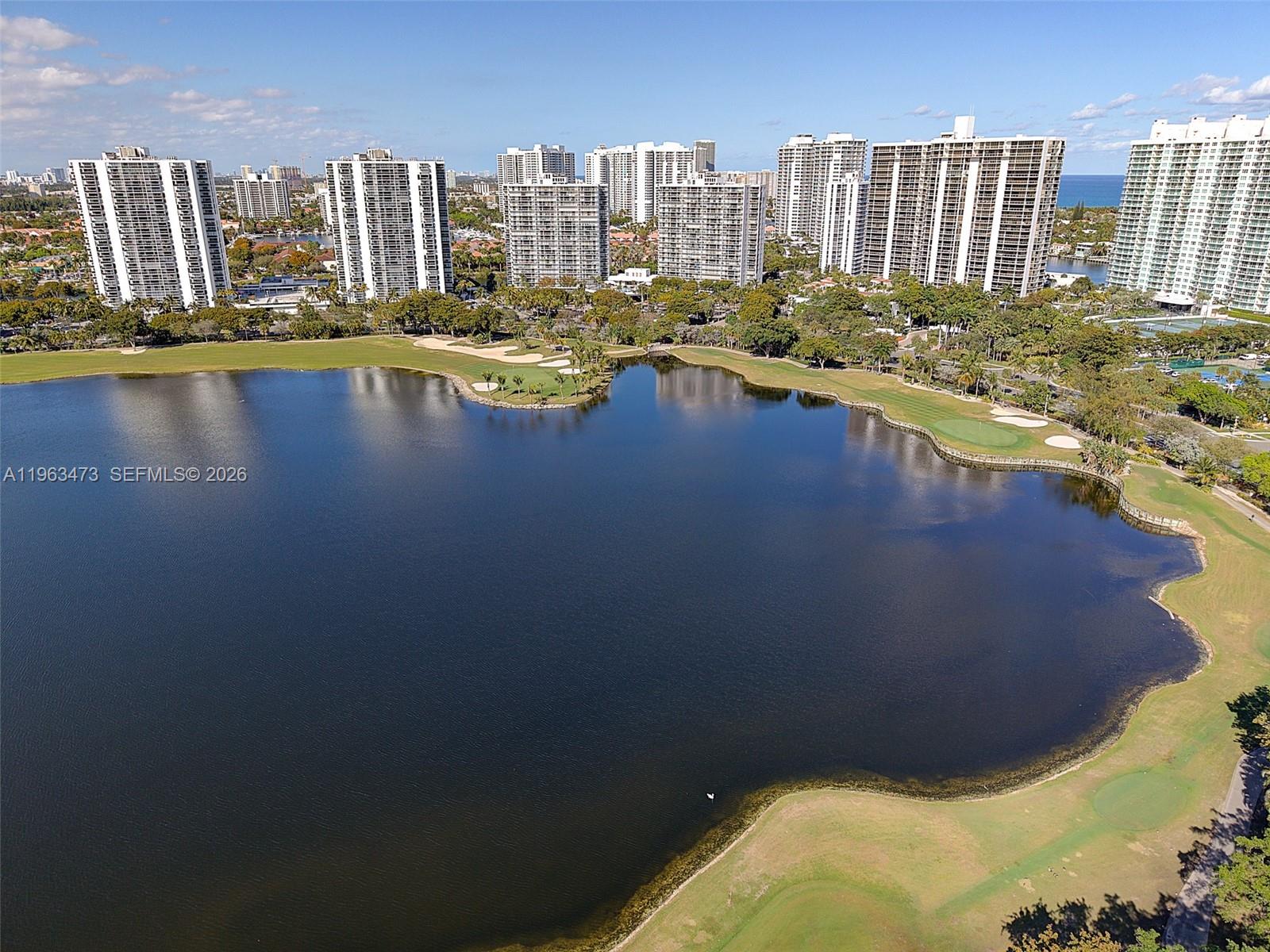 20000 E Country Club Dr #716, Aventura FL 33180