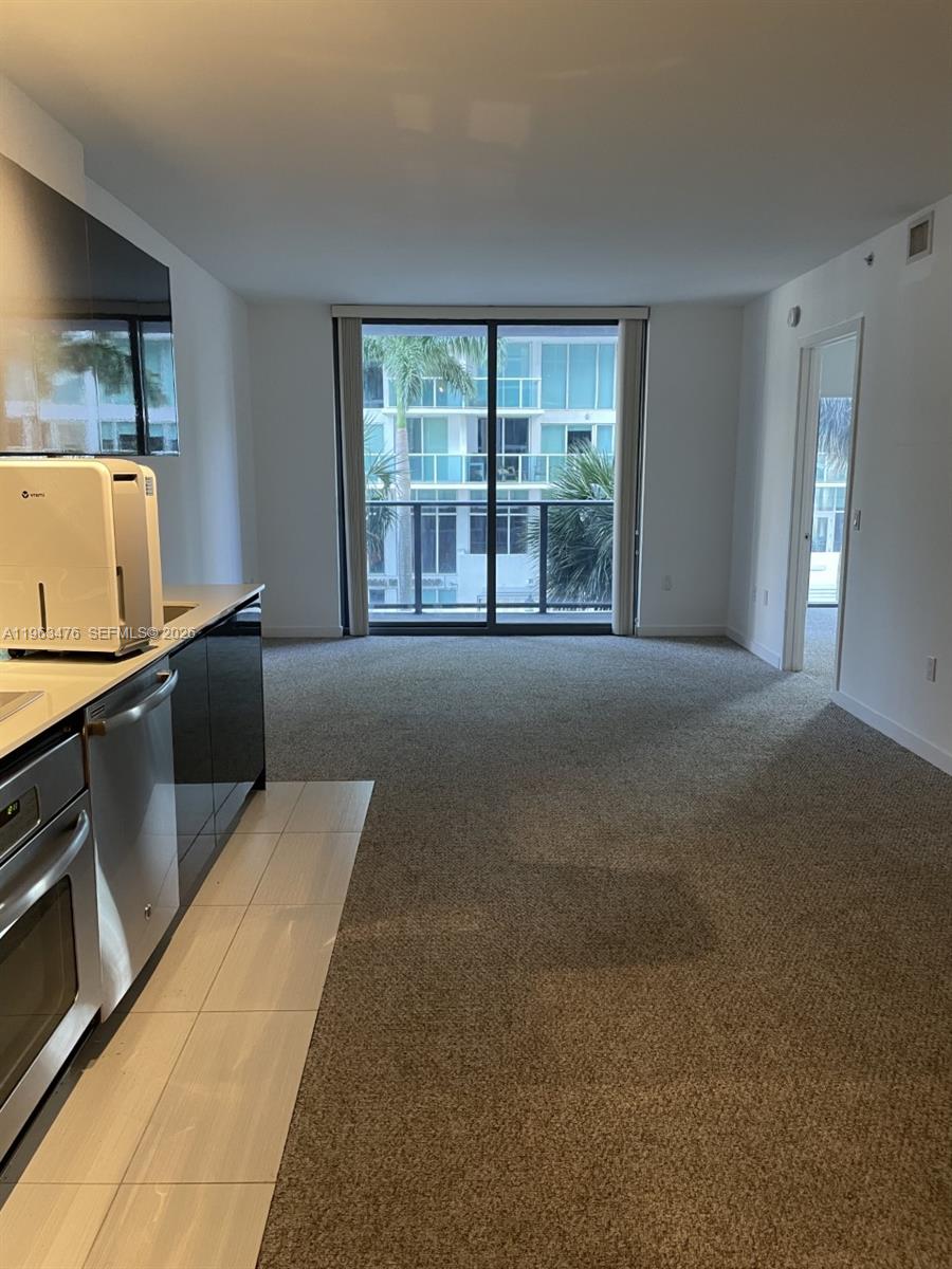 31 SE 6th St #404, Miami FL 33131