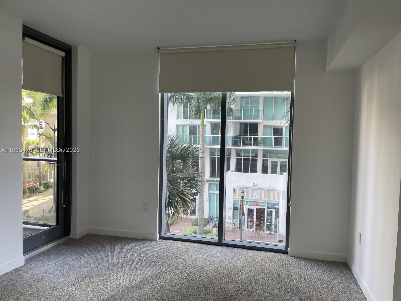 31 SE 6th St #404, Miami FL 33131
