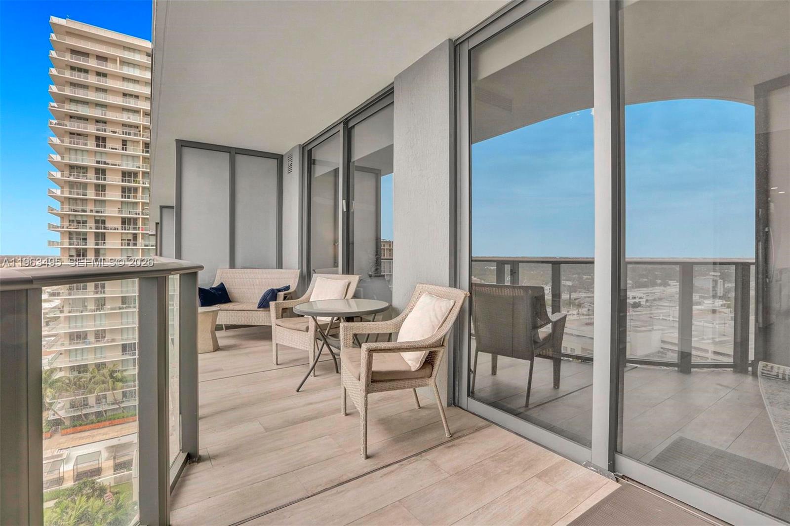 121 NE 34th St #1814, Miami FL 33137