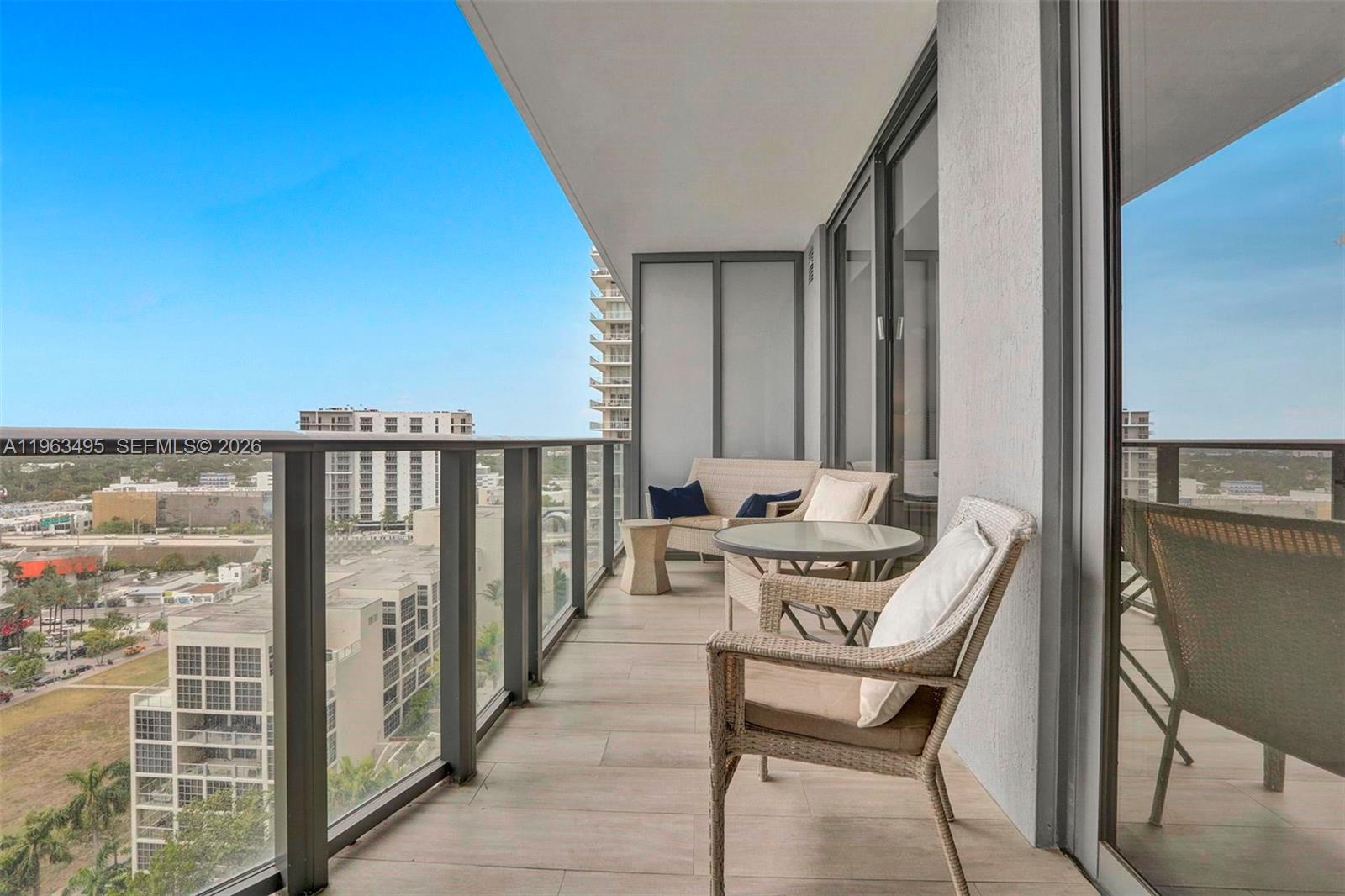 121 NE 34th St #1814, Miami FL 33137