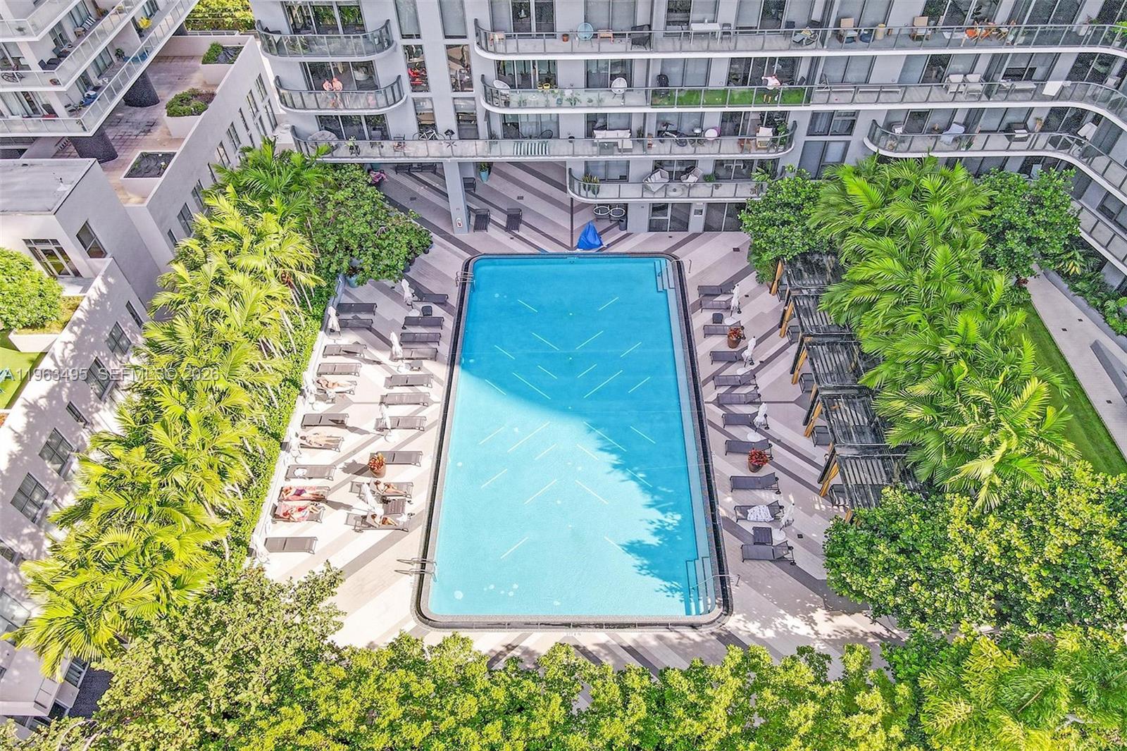 121 NE 34th St #1814, Miami FL 33137