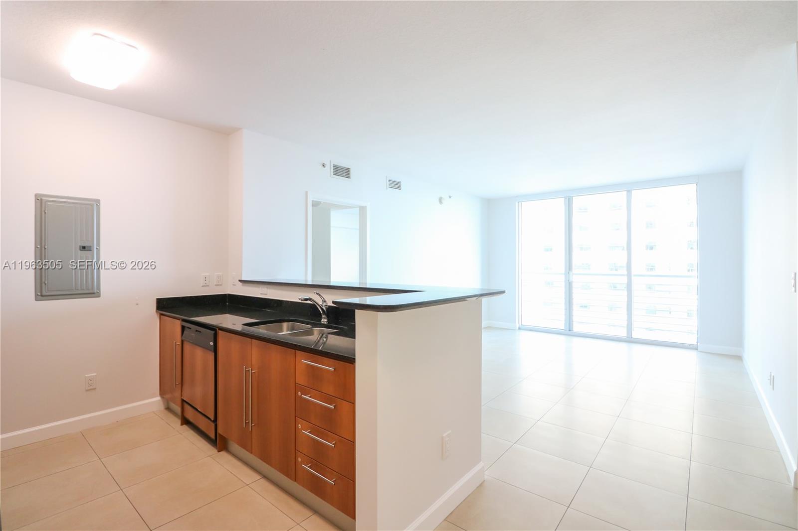 335 S Biscayne Blvd #2708, Miami FL 33131