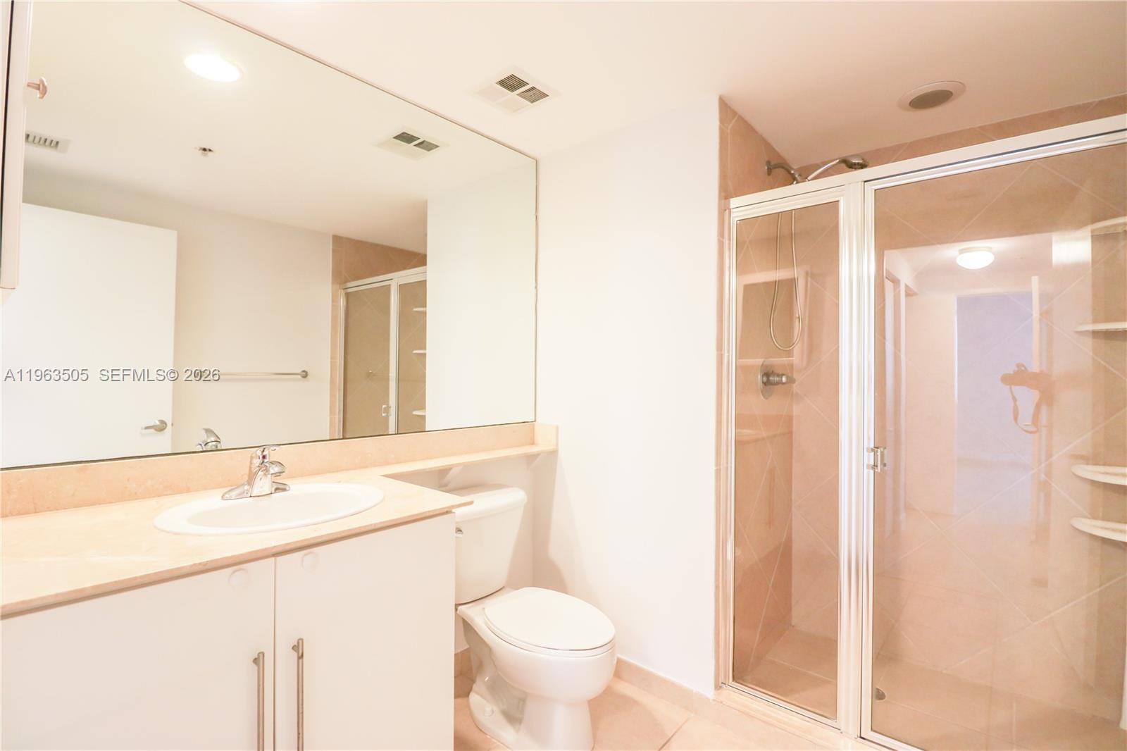 335 S Biscayne Blvd #2708, Miami FL 33131