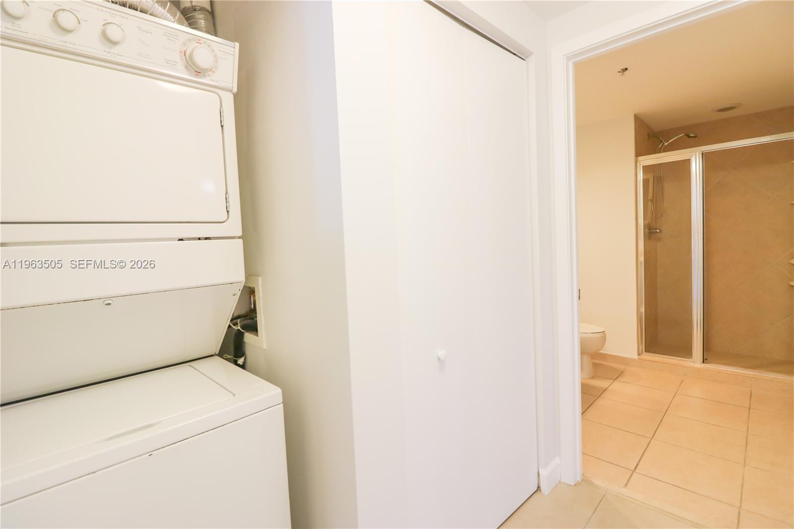 335 S Biscayne Blvd #2708, Miami FL 33131