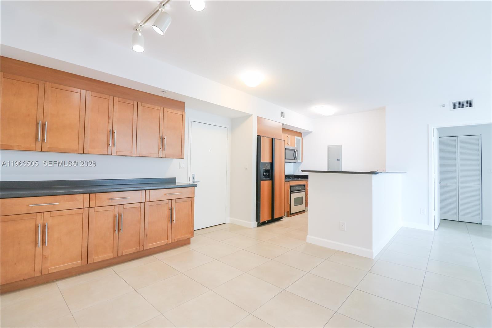 335 S Biscayne Blvd #2708, Miami FL 33131