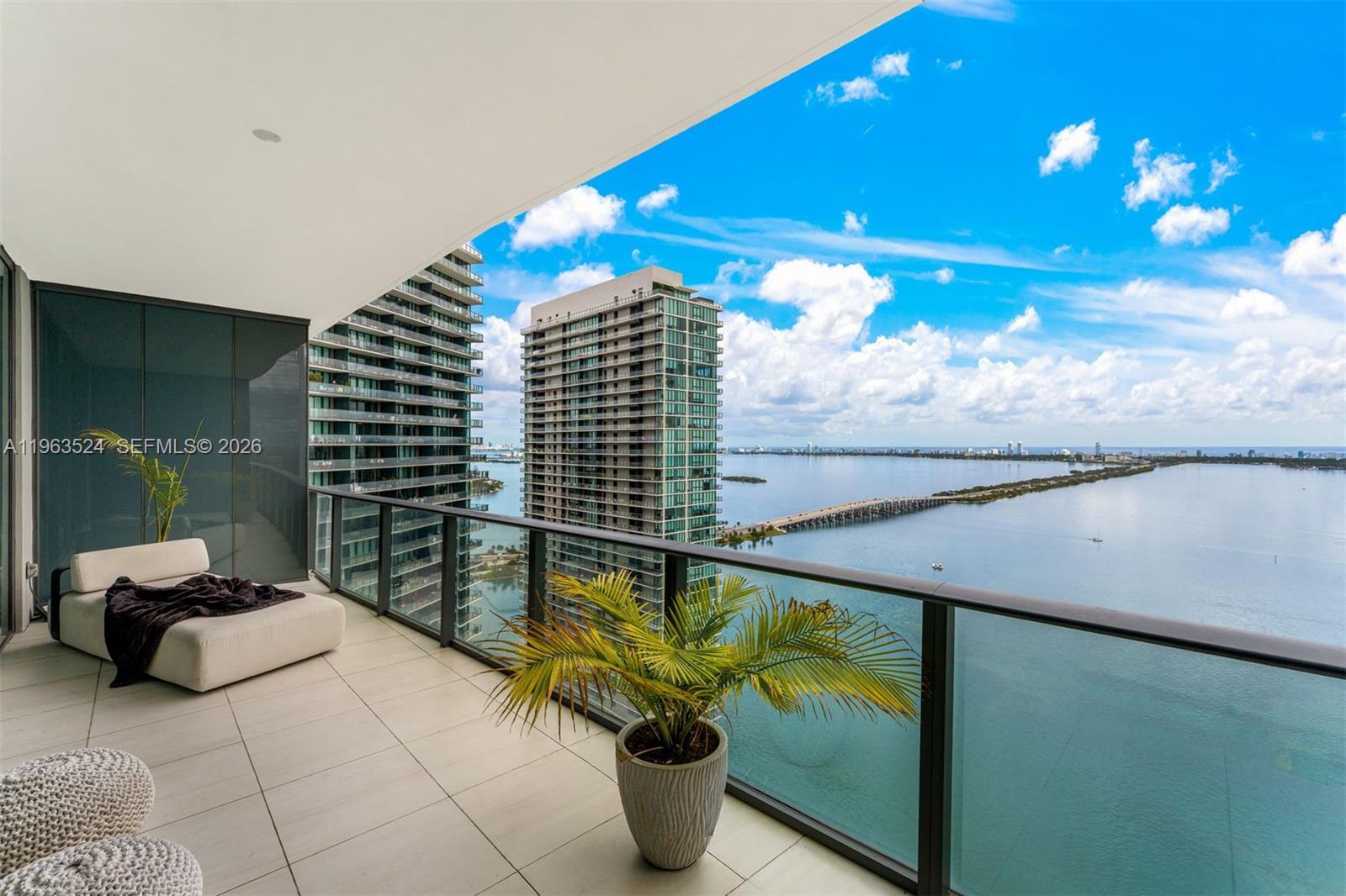 480 NE 31st St #4002, Miami FL 33137