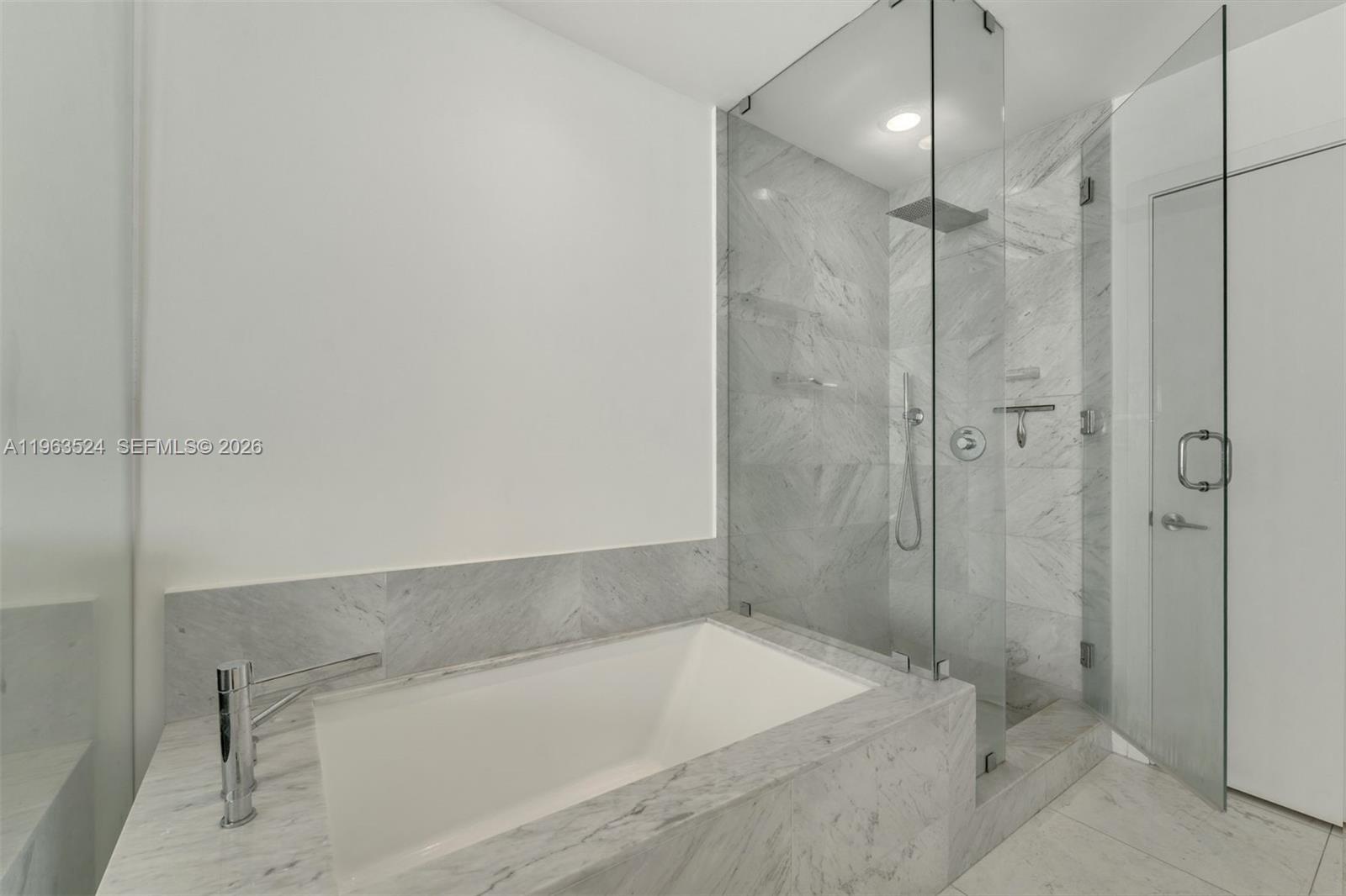 480 NE 31st St #4002, Miami FL 33137