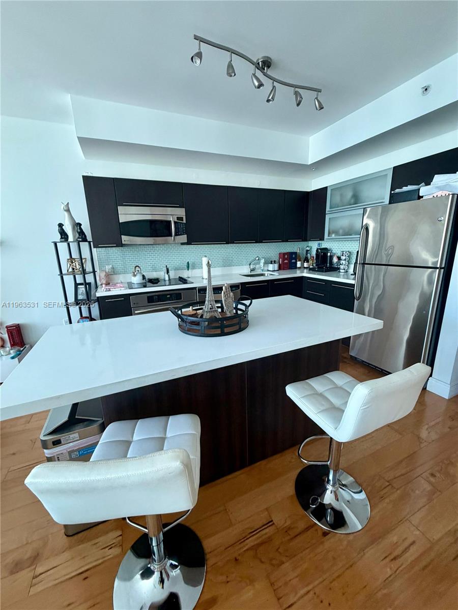 90 SW 3rd St #3012, Miami FL 33130