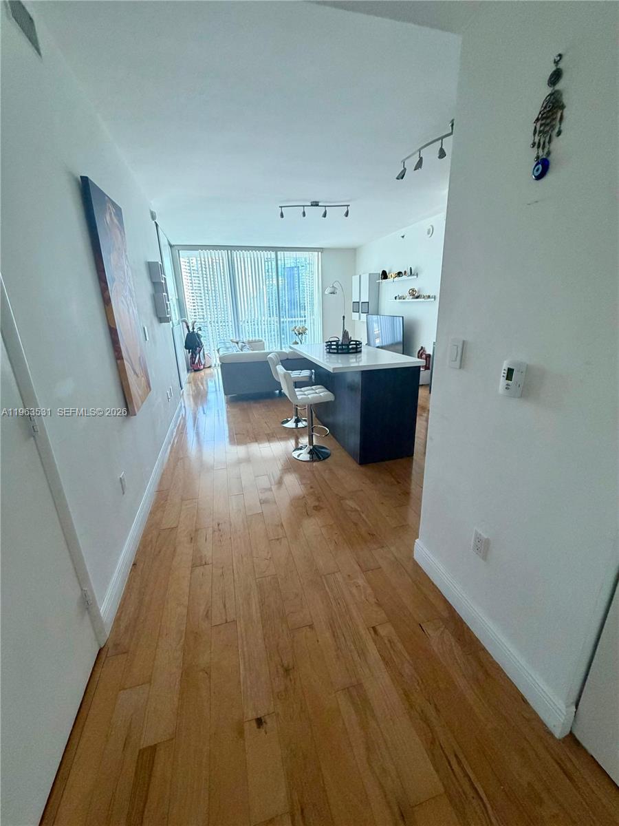90 SW 3rd St #3012, Miami FL 33130