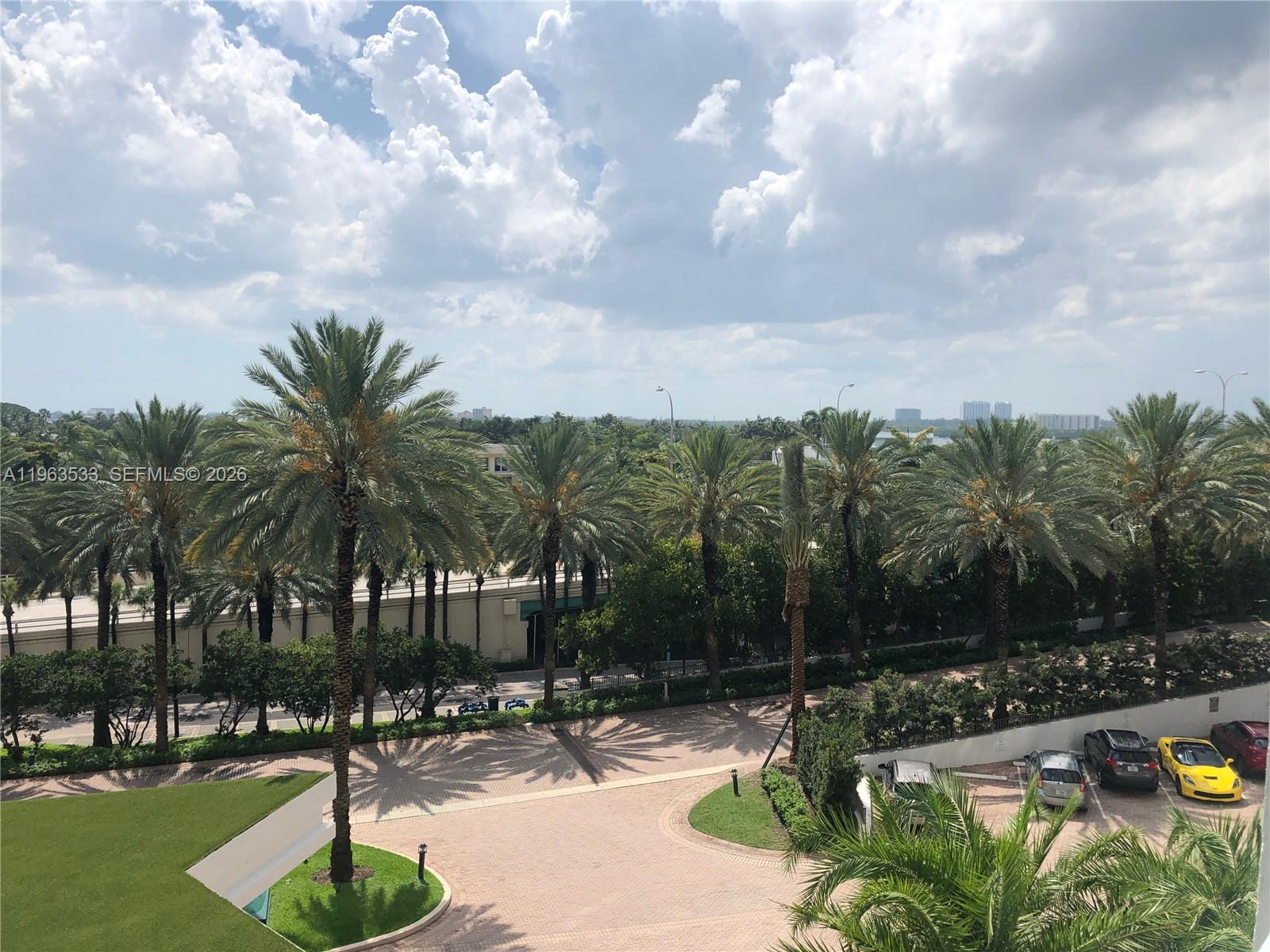 10275 Collins Ave #427, Bal Harbour FL 33154