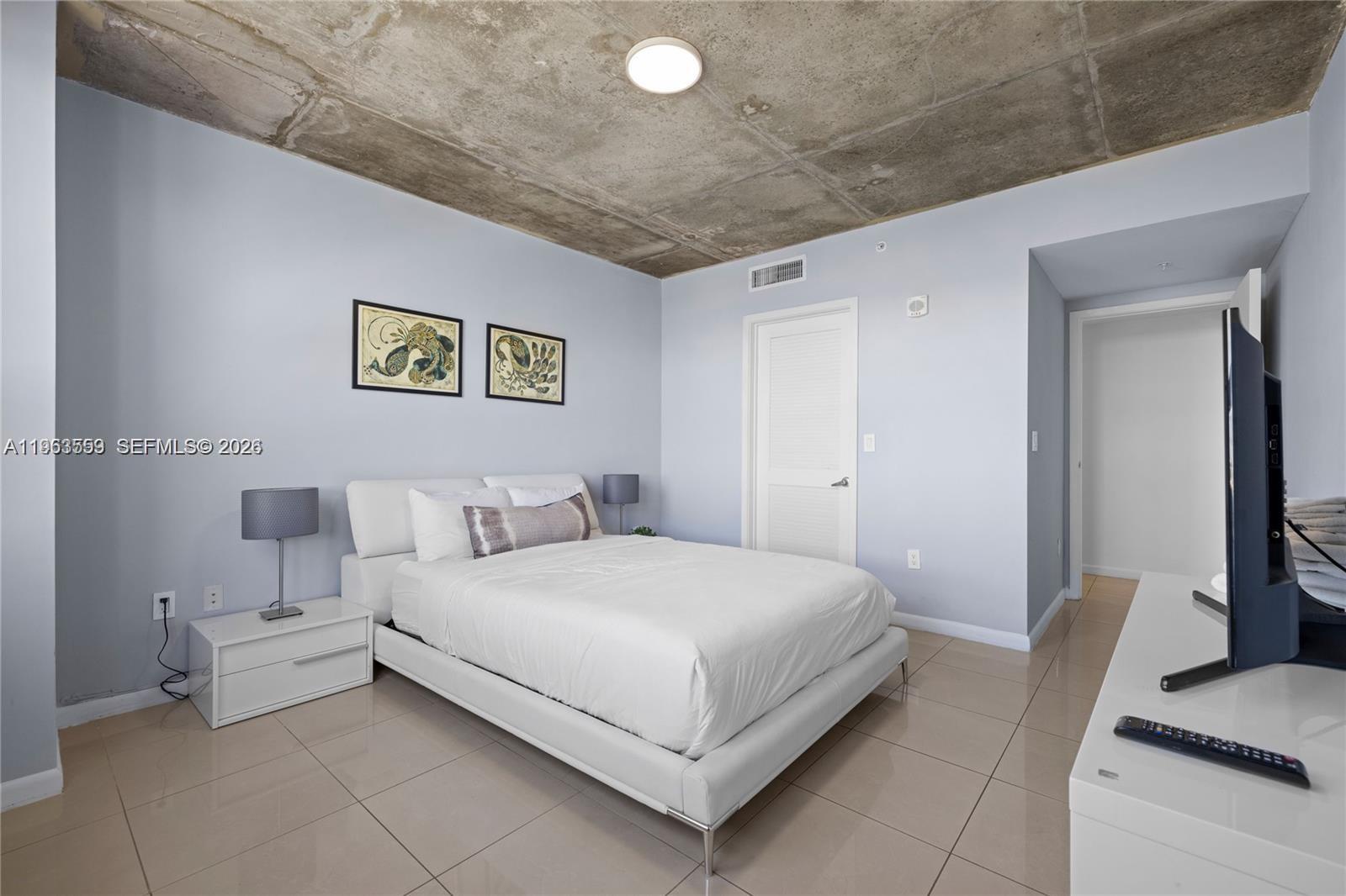 3250 NE 1st Ave #1113, Miami FL 33137