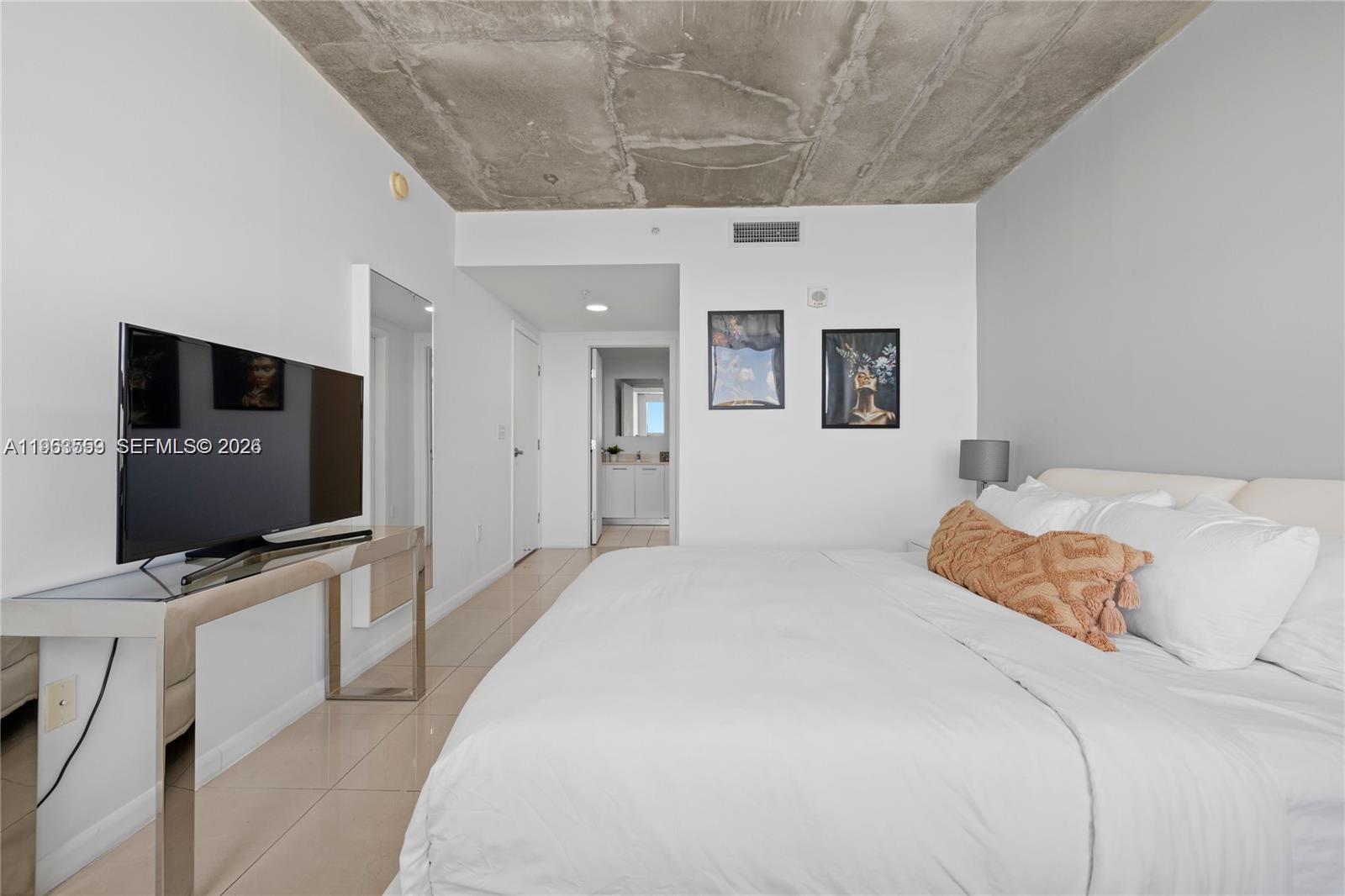 3250 NE 1st Ave #1113, Miami FL 33137