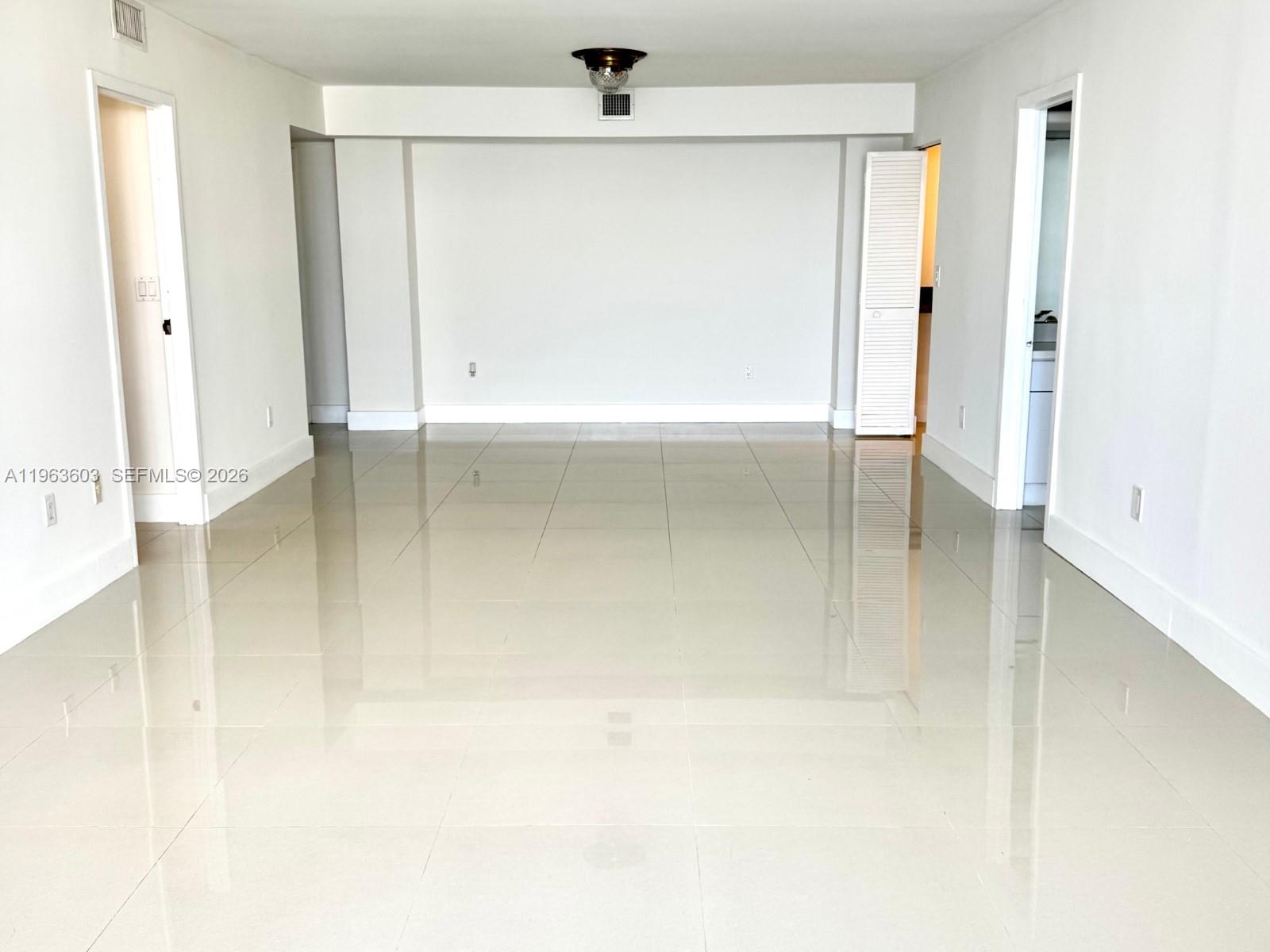 2333 Brickell Ave #2607, Miami FL 33129