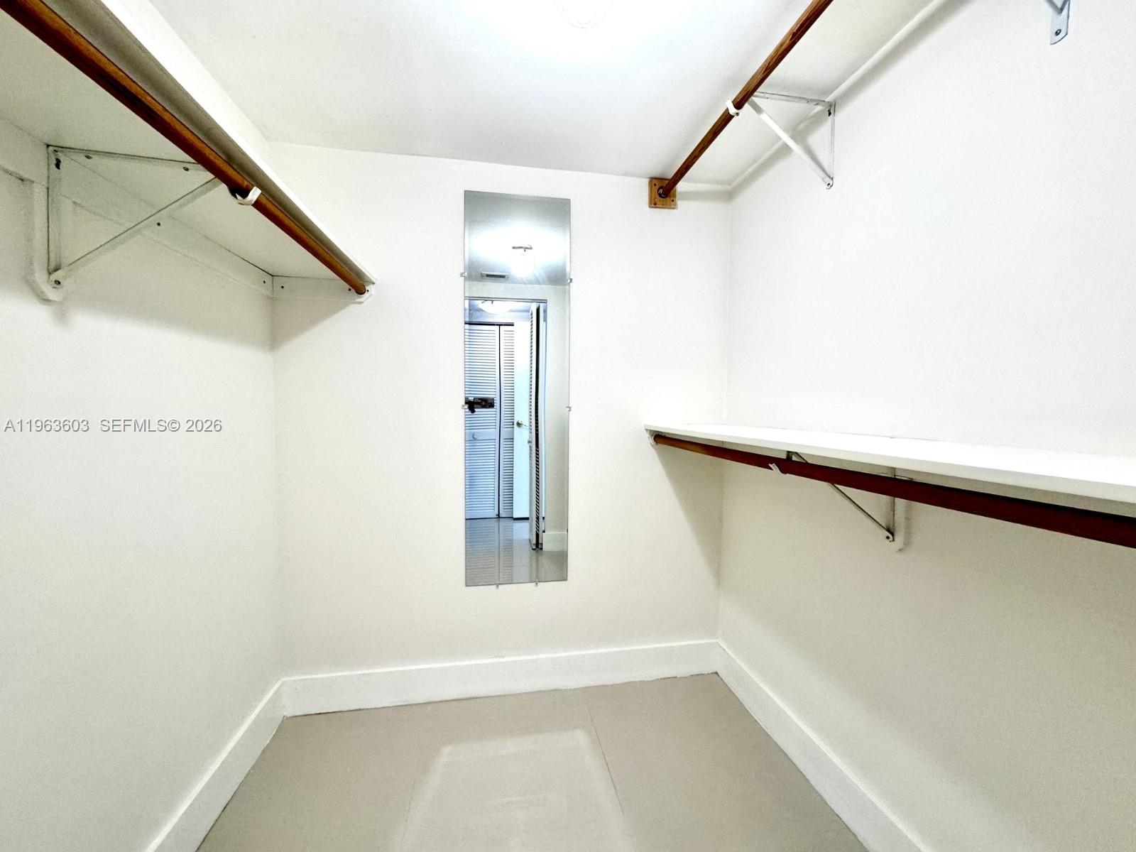 2333 Brickell Ave #2607, Miami FL 33129