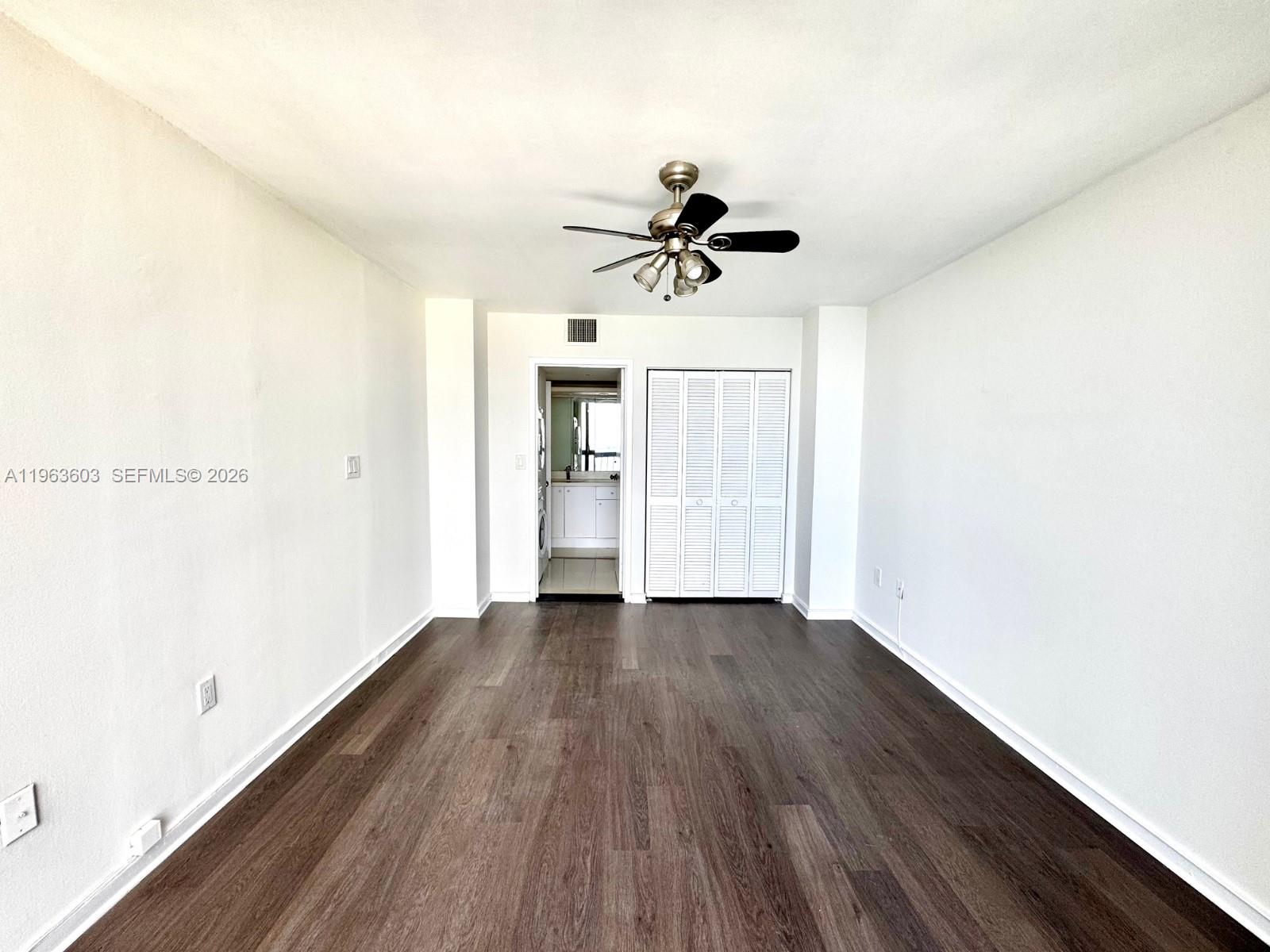 2333 Brickell Ave #2607, Miami FL 33129