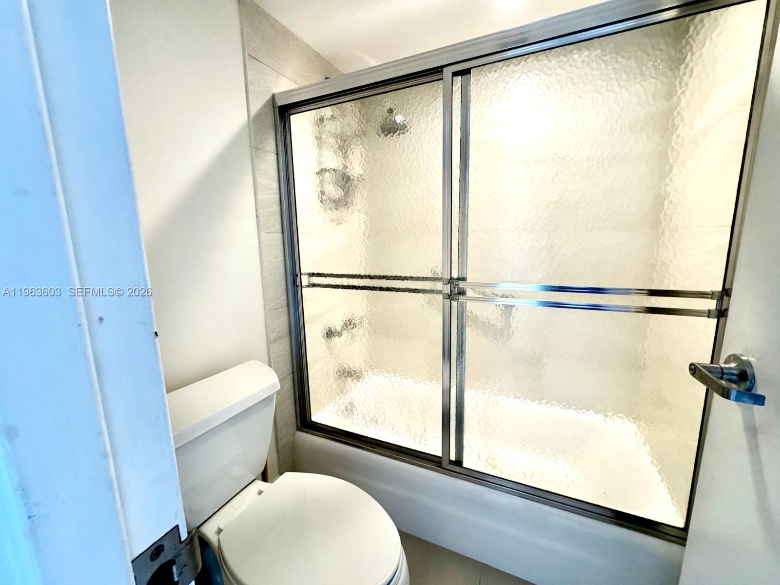 2333 Brickell Ave #2607, Miami FL 33129