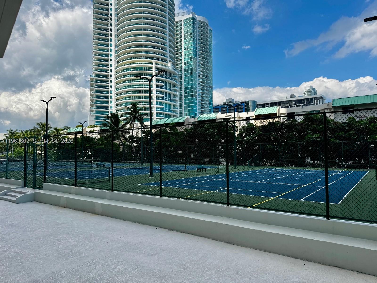 2333 Brickell Ave #2607, Miami FL 33129