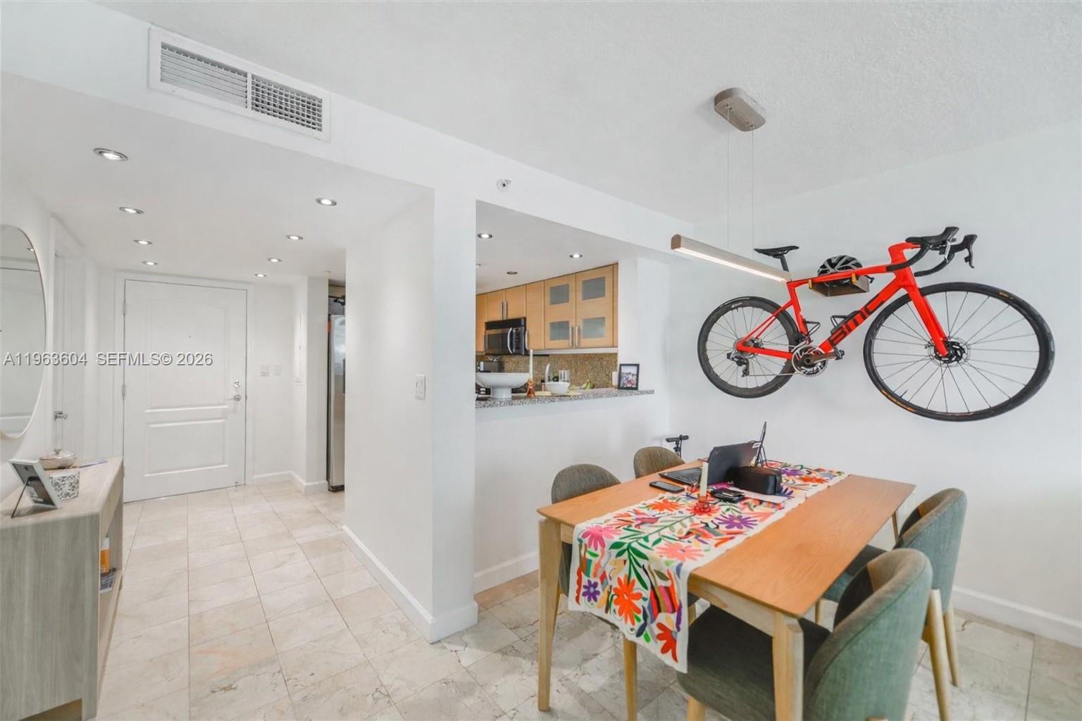 2101 Brickell Ave #2009, Miami FL 33129