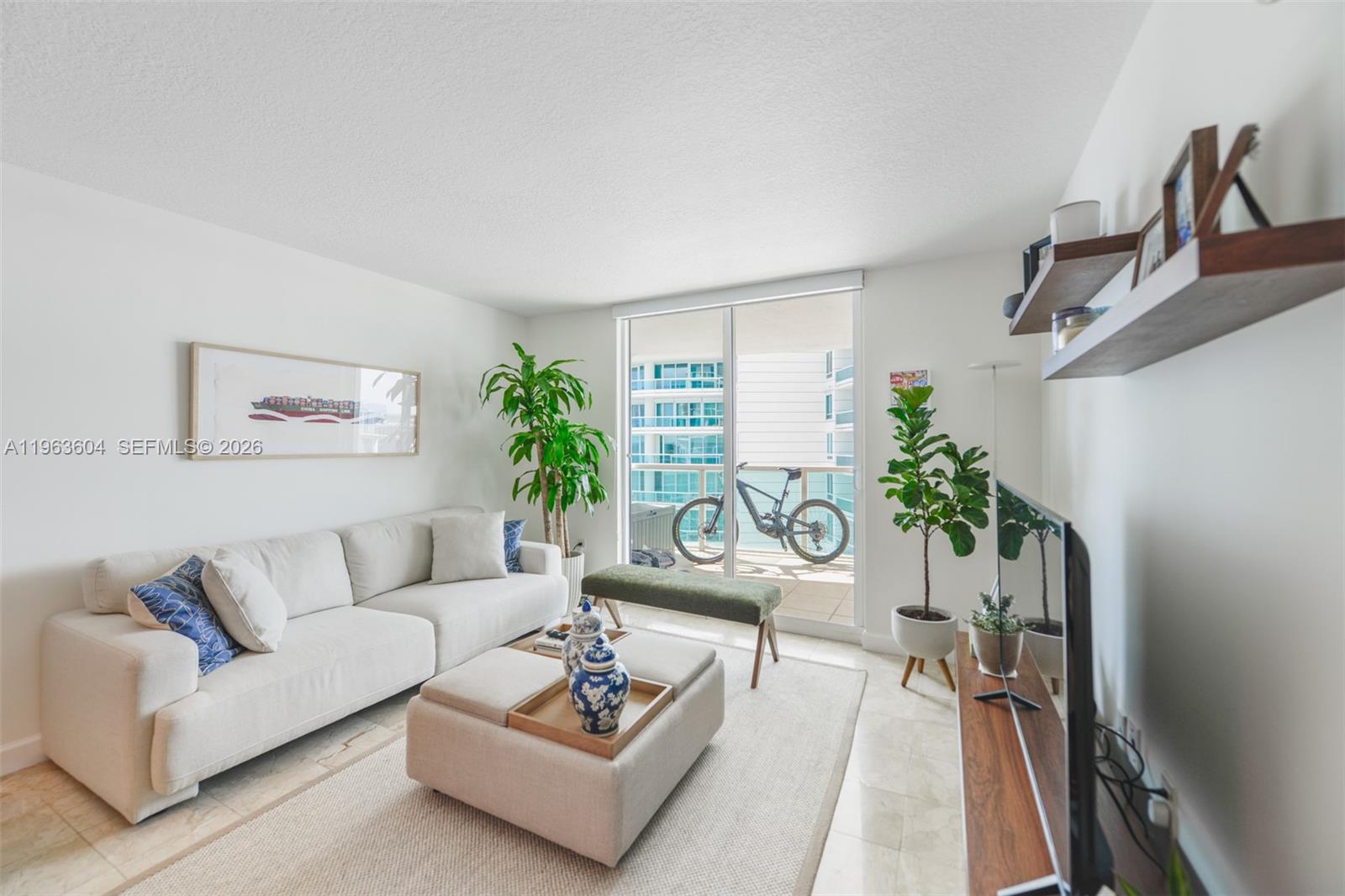 2101 Brickell Ave #2009, Miami FL 33129
