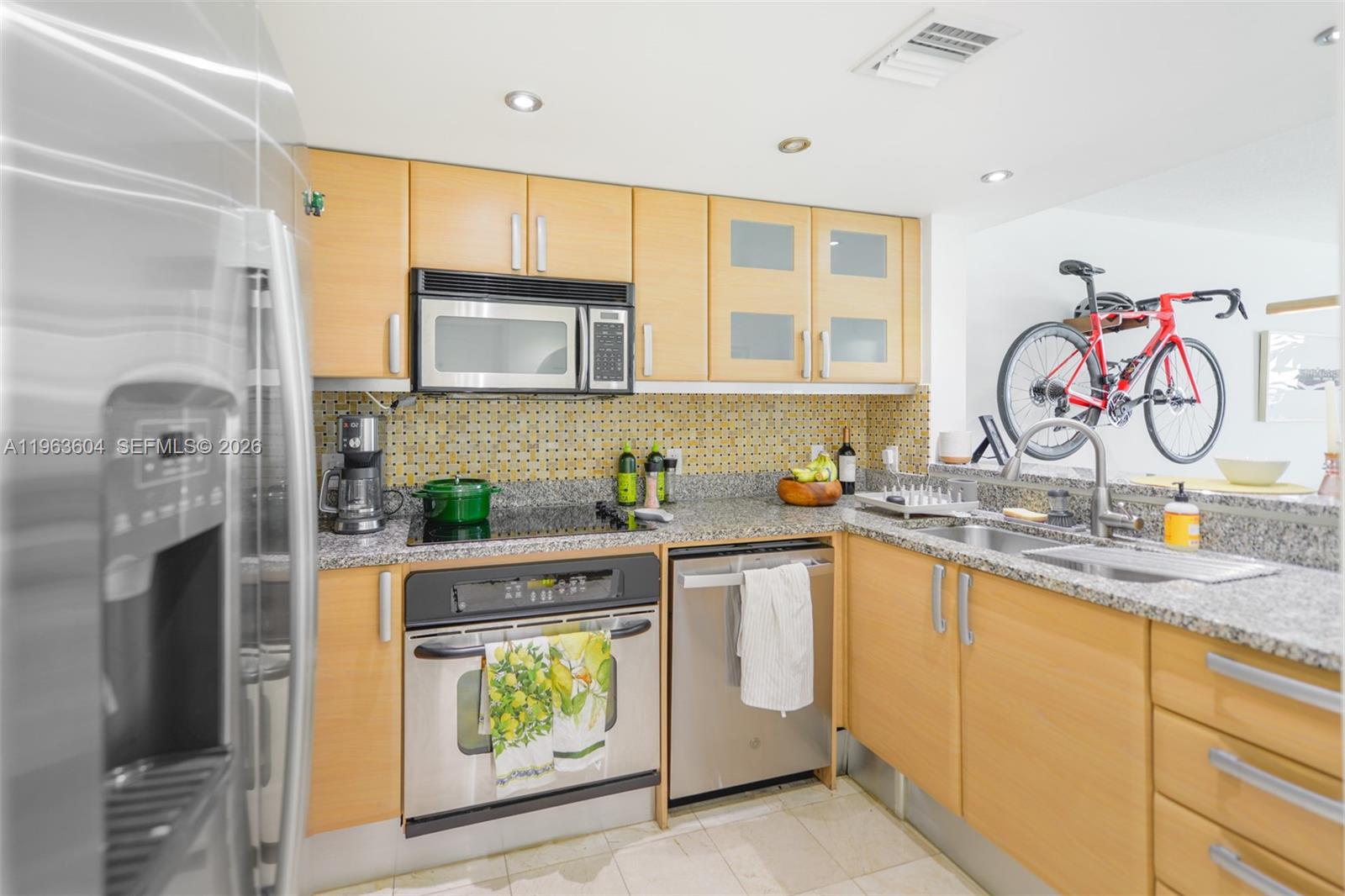 2101 Brickell Ave #2009, Miami FL 33129