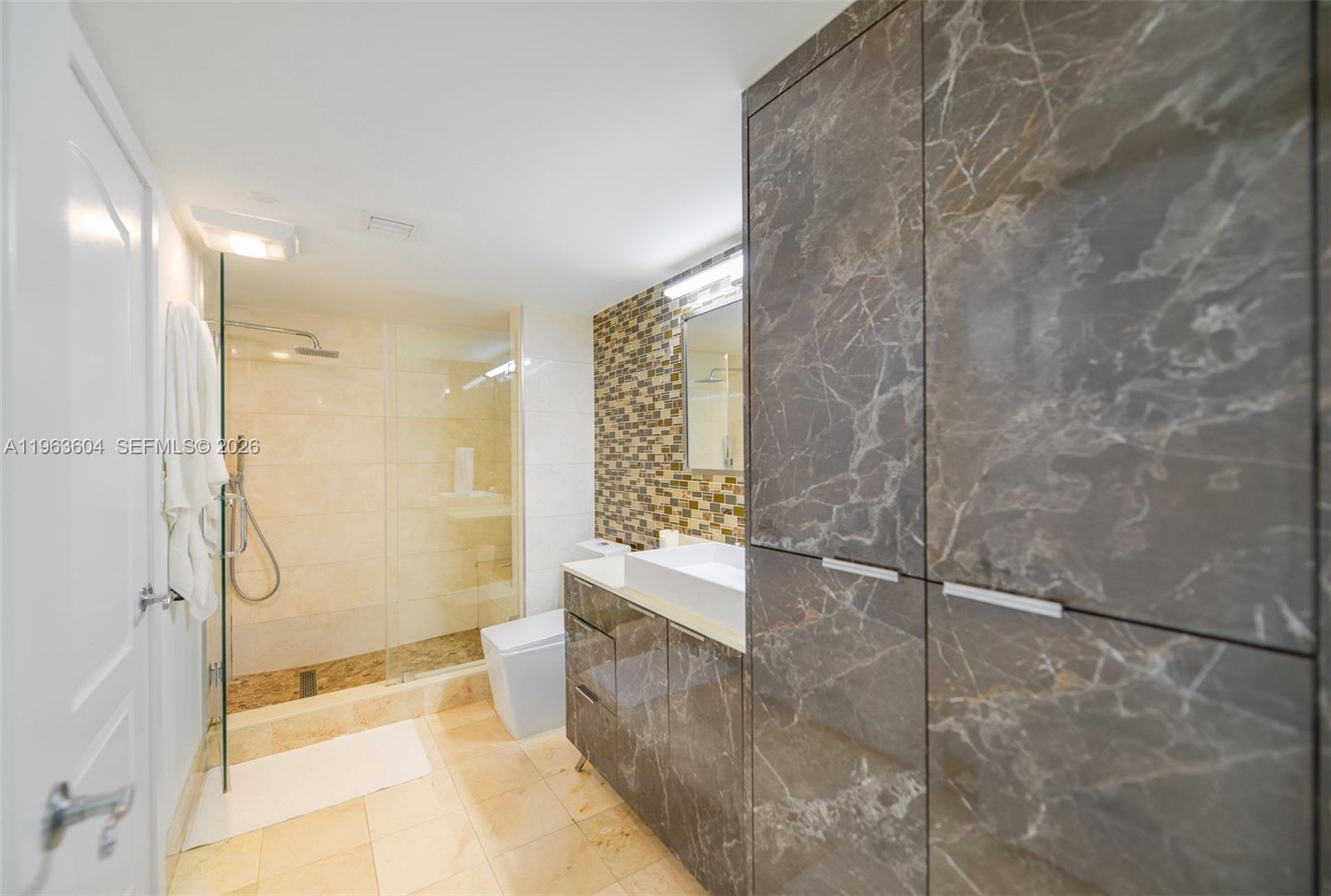 2101 Brickell Ave #2009, Miami FL 33129
