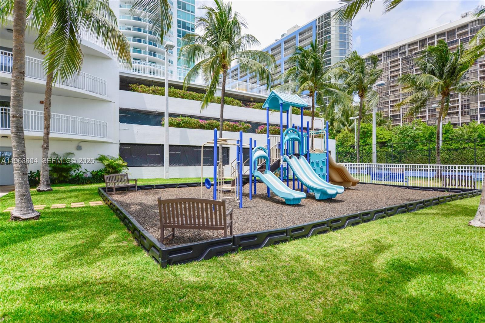2101 Brickell Ave #2009, Miami FL 33129