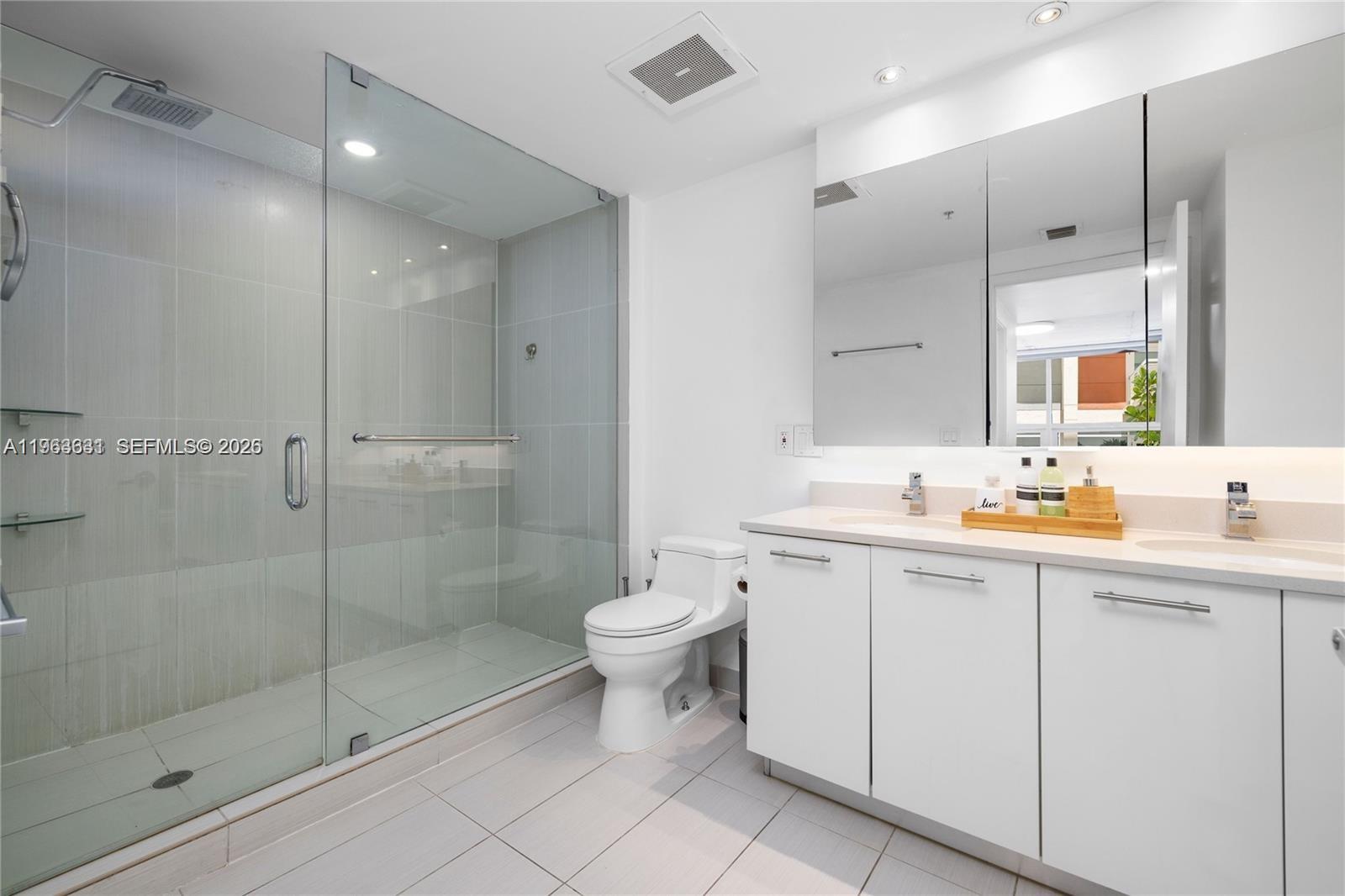 3250 NE 1st Ave #515, Miami FL 33137