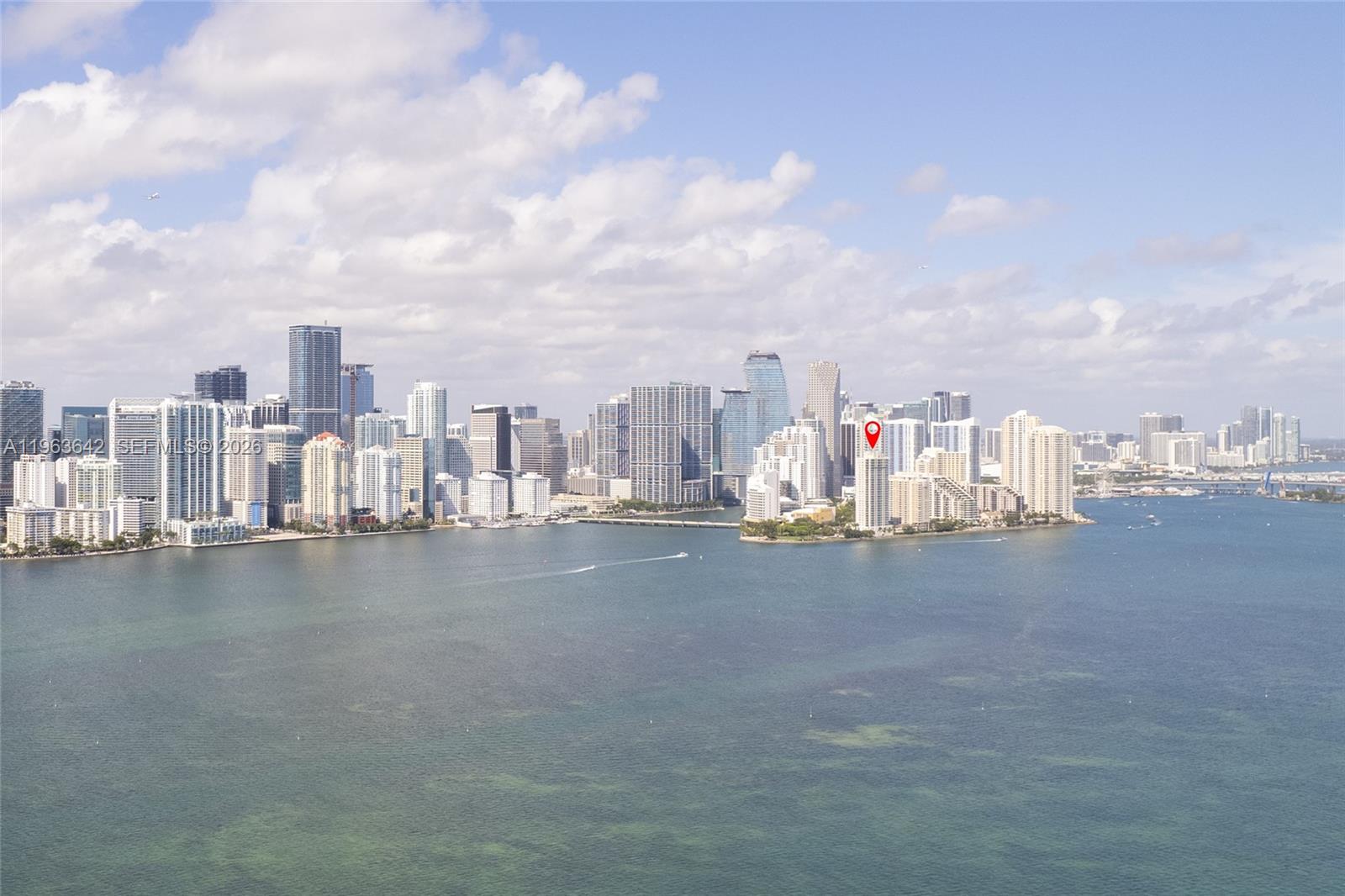 800 CLAUGHTON ISLAND DR #905, Miami FL 33131
