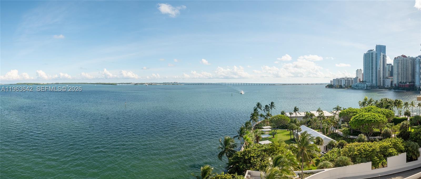 800 CLAUGHTON ISLAND DR #905, Miami FL 33131