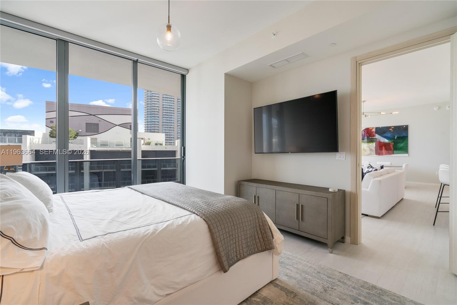 1000 Brickell Plz #PH5005, Miami FL 33131