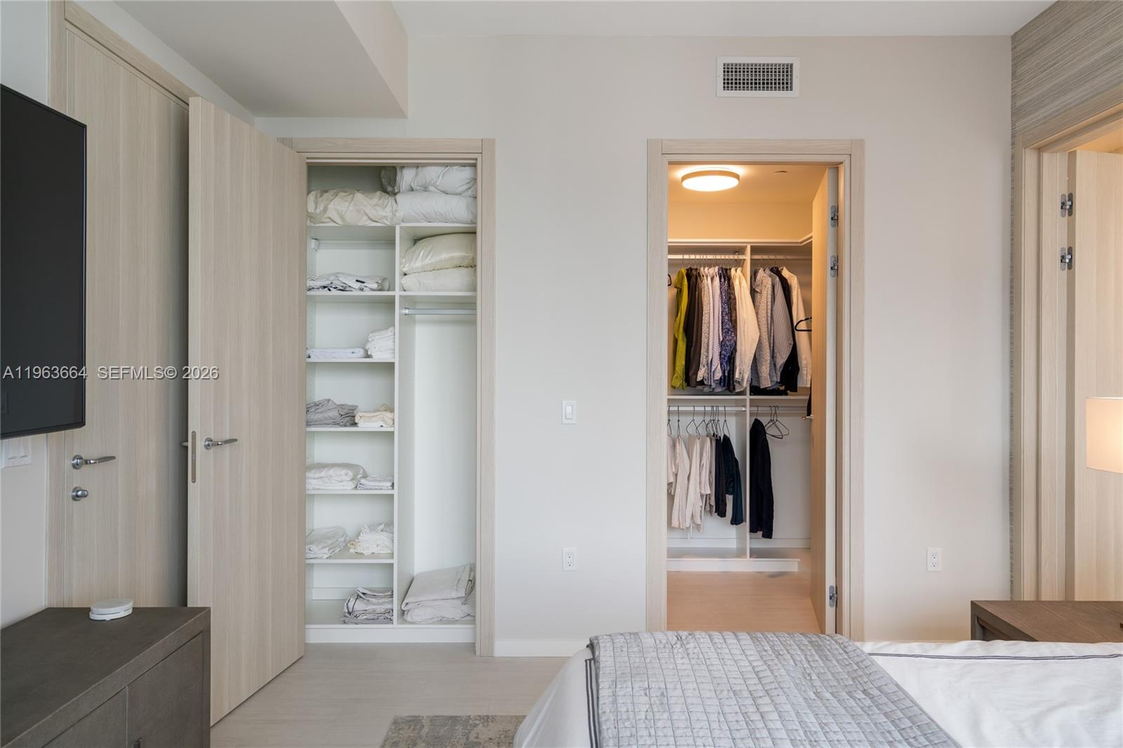 1000 Brickell Plz #PH5005, Miami FL 33131