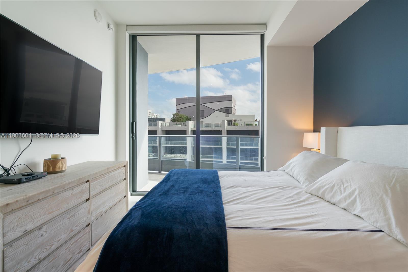 1000 Brickell Plz #PH5005, Miami FL 33131