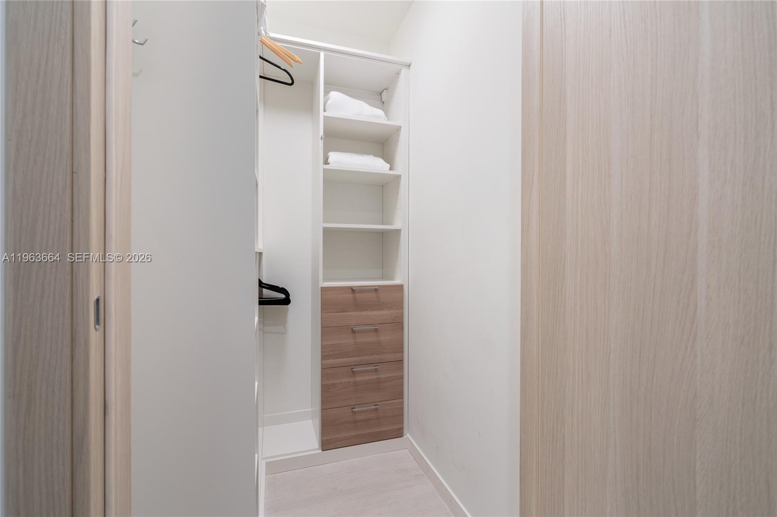 1000 Brickell Plz #PH5005, Miami FL 33131