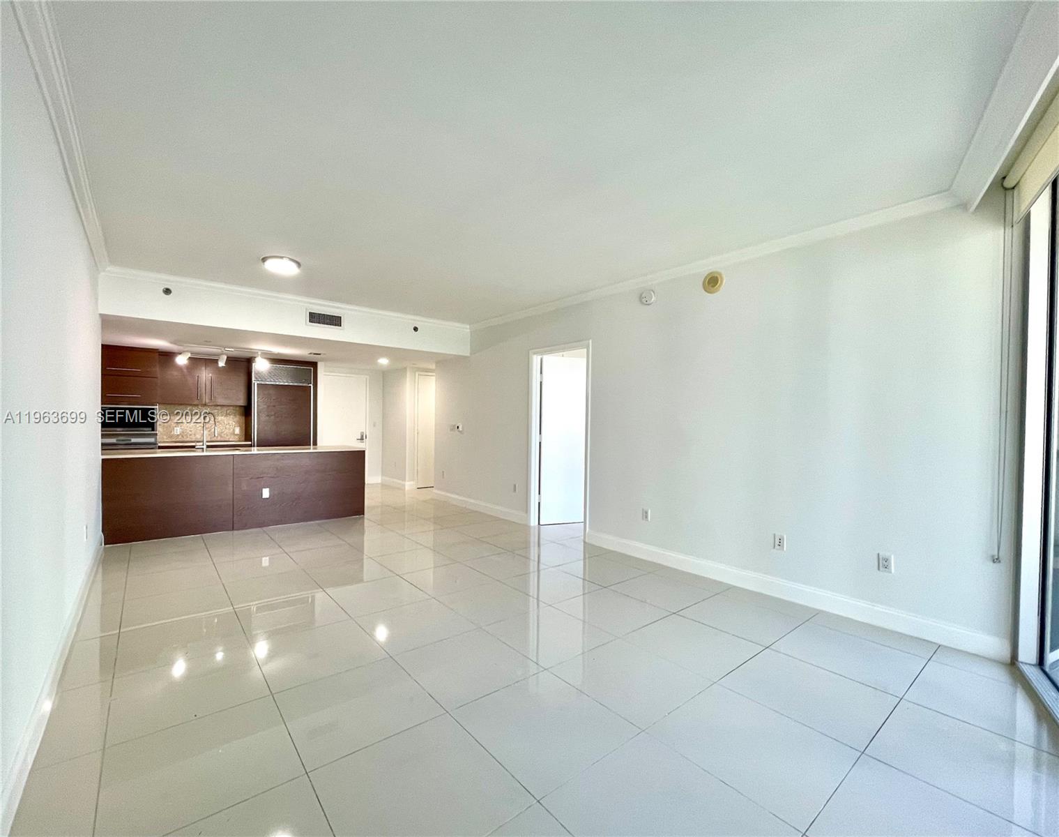465 BRICKELL AVE #1106, Miami FL 33131