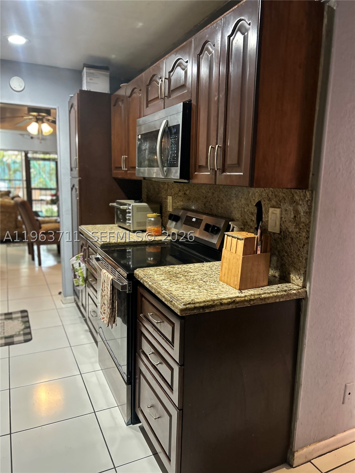 1653 NW 58th Ave #14, Lauderhill FL 33313