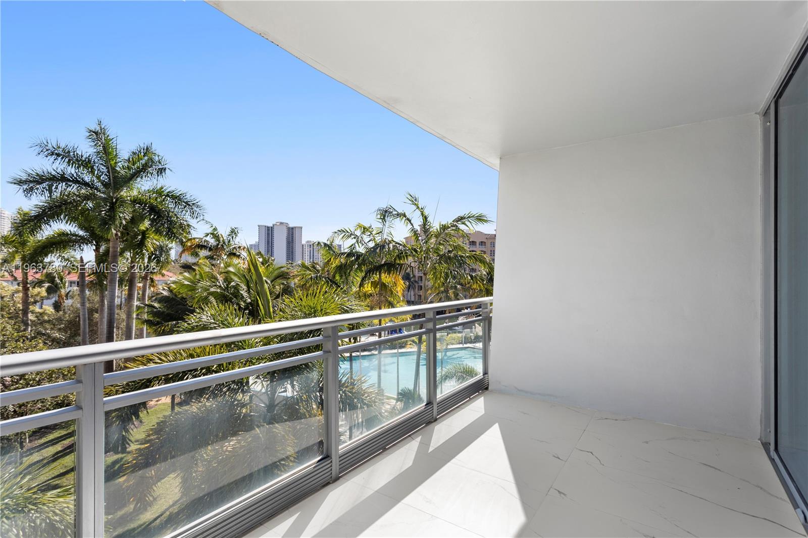 2950 NE 188th St #349, Aventura FL 33180