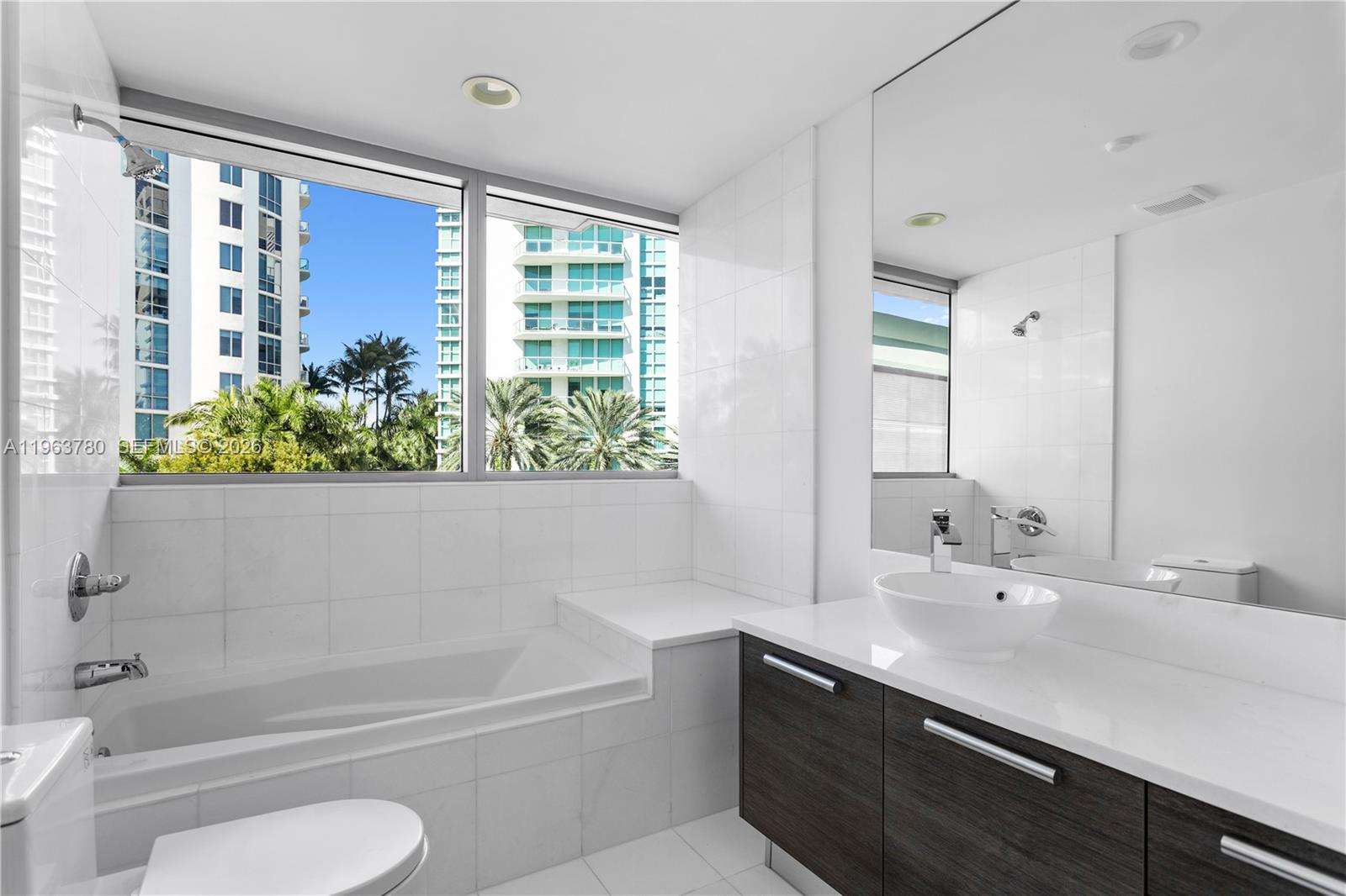 2950 NE 188th St #349, Aventura FL 33180