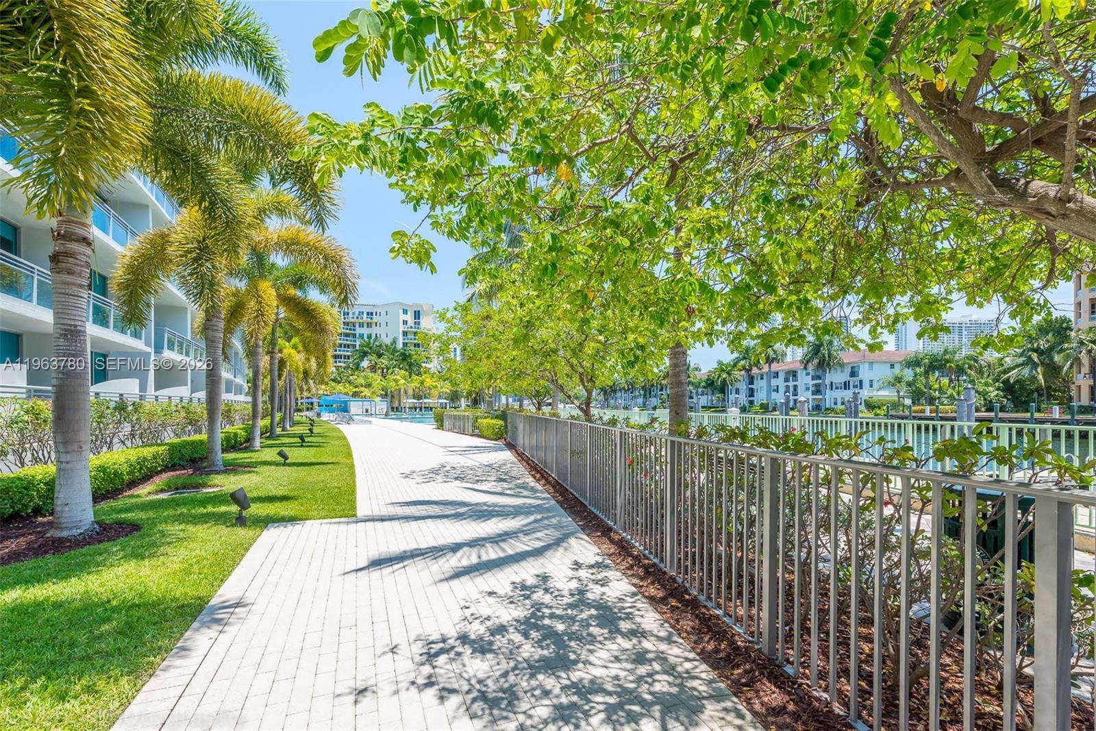 2950 NE 188th St #349, Aventura FL 33180