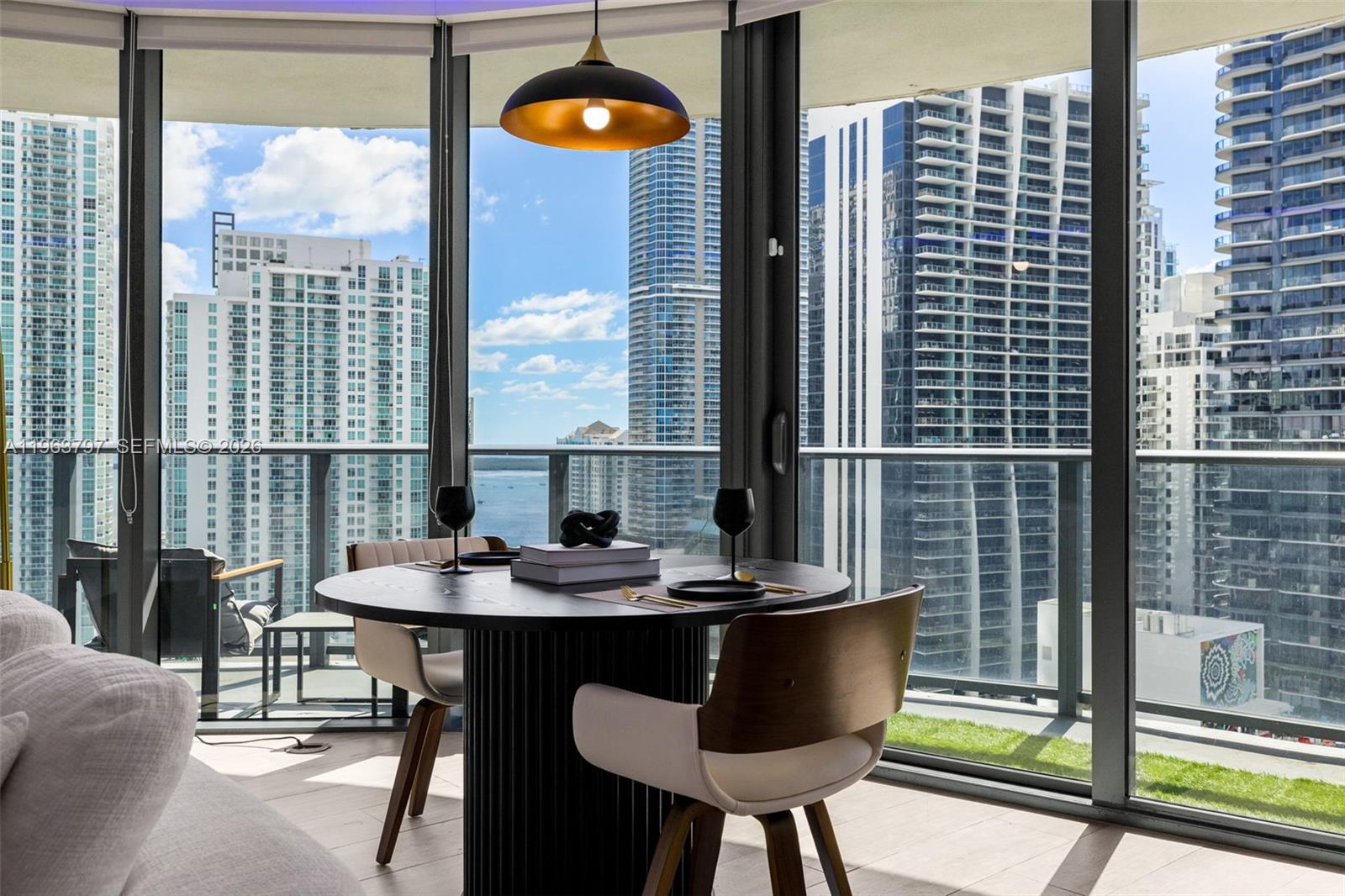 45 SW 9th St #2803, Miami FL 33130