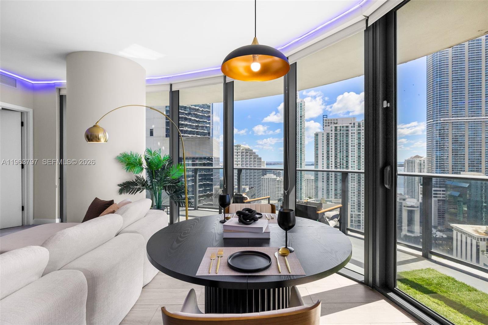 45 SW 9th St #2803, Miami FL 33130